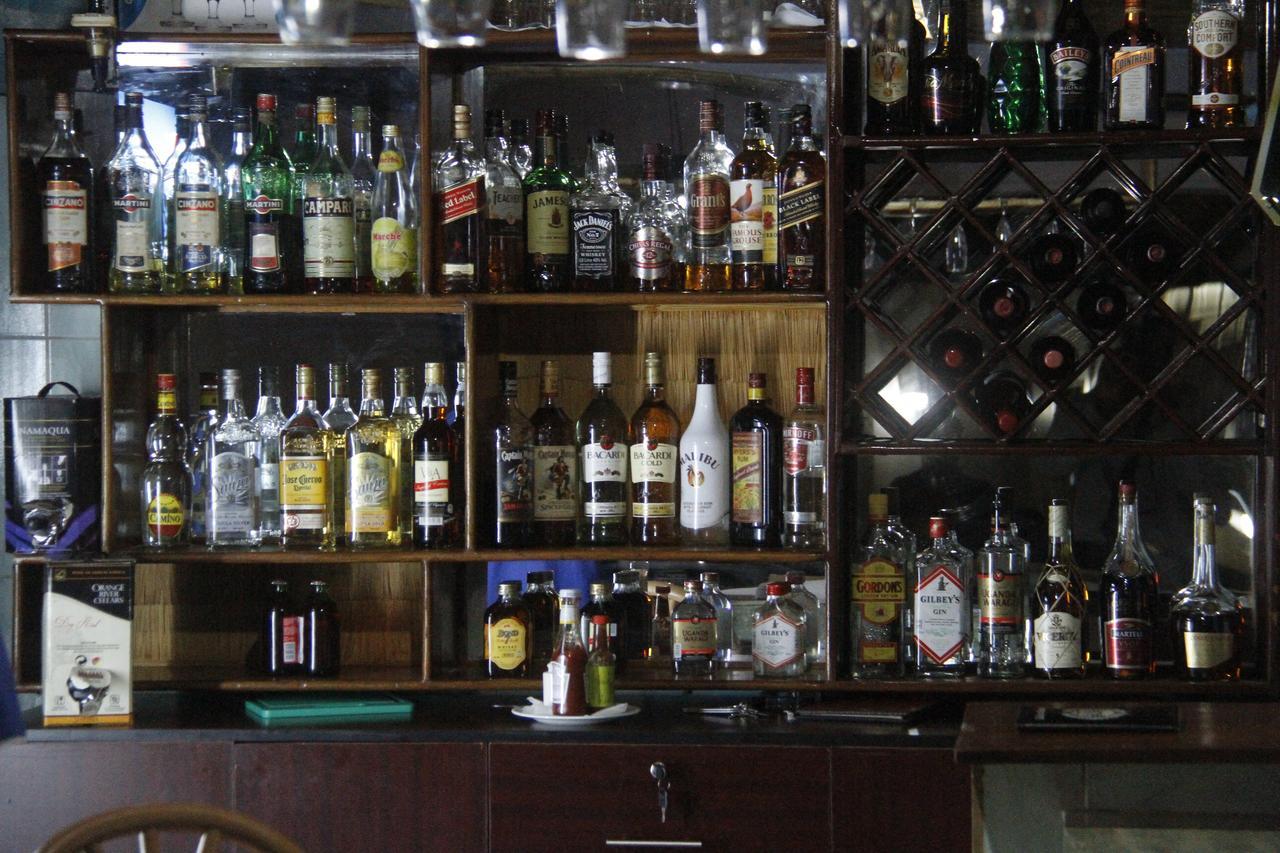 Ridar Hotel Seeta Luaran gambar