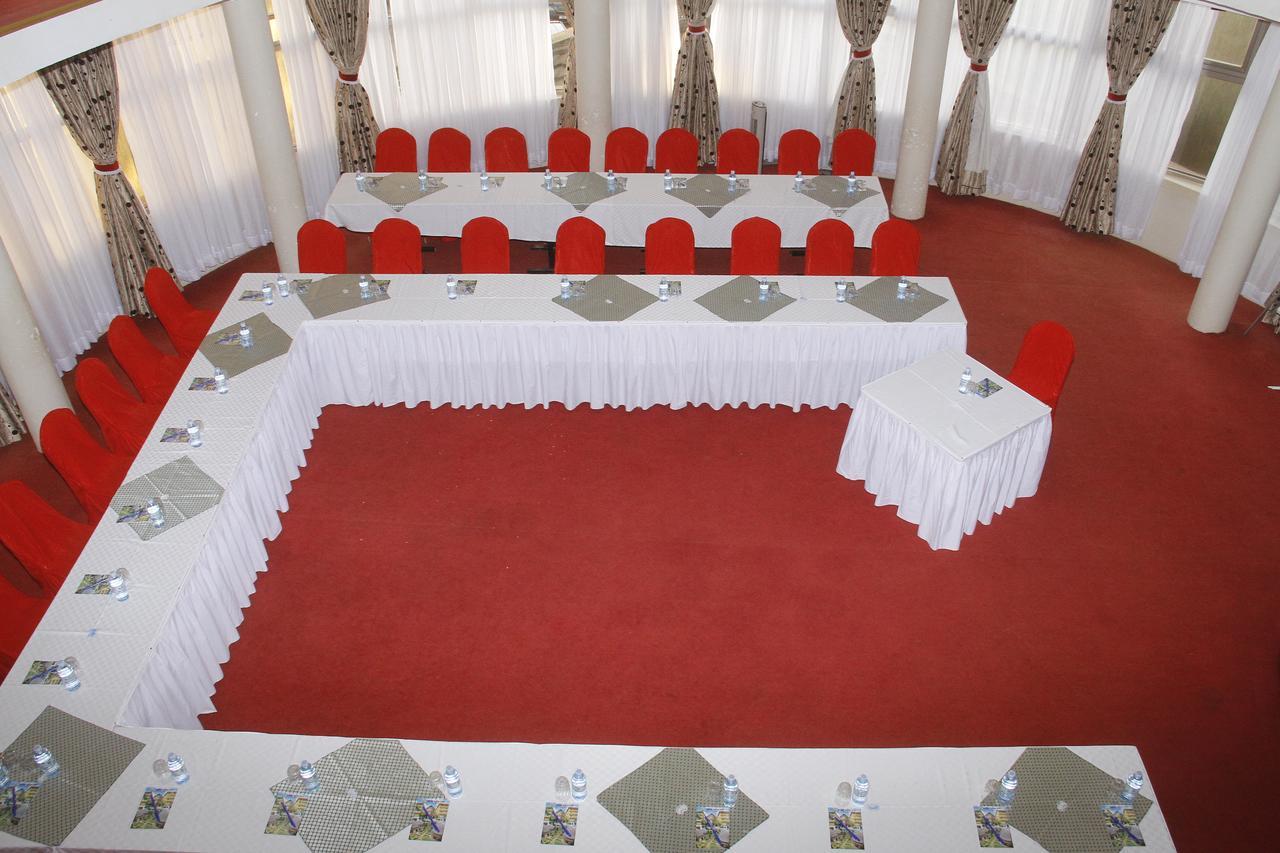 Ridar Hotel Seeta Luaran gambar