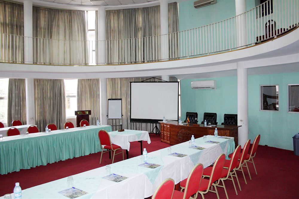 Ridar Hotel Seeta Luaran gambar